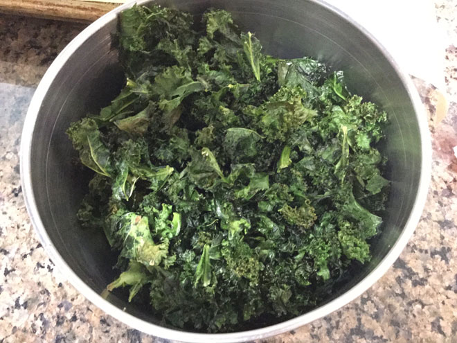 Kale chips easy delicious salty snack