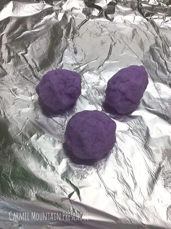 Moon Rock Science activity at Carmel Mountain Preschool
