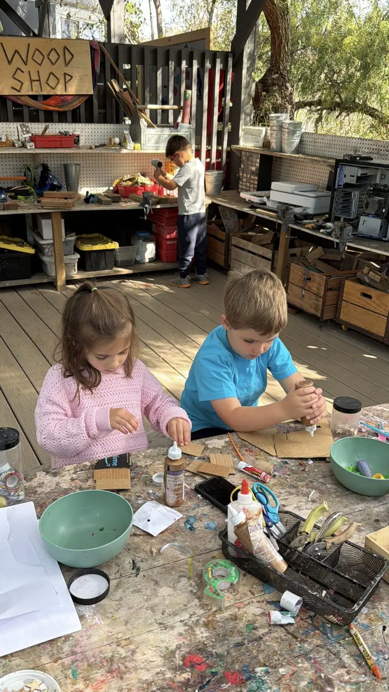 tinkering preschoolers at CMP